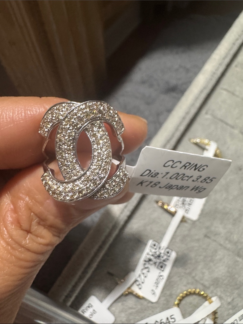 Pavé Interlocking diamond Ring